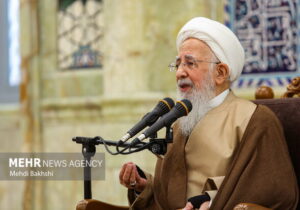 آیت الله جوادی آملی:سرمایه عمر بزرگ‌ترین نعمتی که انسان دردنیا می‌بازد