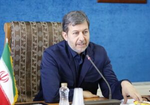 استاندار اصفهان: آب پایدار صنایع از دریا تأمین میشود، منابع زیرزمینی نفس میکشند
