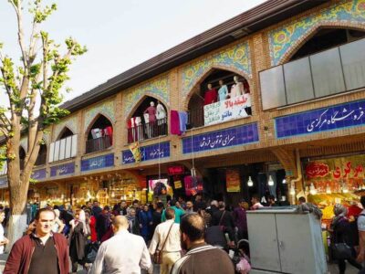اعتراض برخی کسبه به نوسان شدید قیمت ارز/ رکود و کمبود مشتری داد بازاریها را هم درآورد