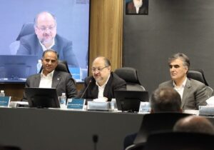بانک مرکزی مسیر تأمین مالی پتروشیمیها را نیز هموار کرد/ اوراق یک میلیارد و ۵۰ میلیون دلاری برای ۶ پروژه مهم پتروشیمی کشور