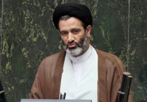 تمامی محصولات زنجیره تولید کالاهای پایه ای در بورس کالا عرضه می شود