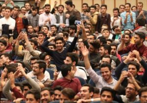 ثبتنام جایزه «جوان سال ۱۴۰۴» از اول دیماه آغاز میشود