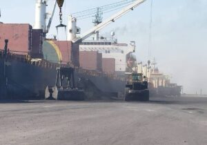 خامفروشی سنگآهن؛ تهدیدی برای بقای صنعت فولاد ایران