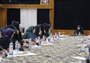 دیدار صمیمانه معاون رئیسجمهور با زنان خبرنگار در هفته زن