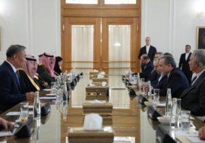 دیدار قائممقام وزیر خارجه عربستان و معاون وزیر خارجه چین با عراقچی