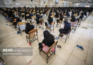 لزوم بکارگیری فناوری در برگزاری کنکورها و اجرای طرح آزمونهای الکترونیک