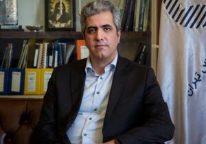 مشکل فرابورس تا یک ساعت دیگر حل می شود