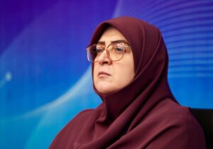 مهاجرانی: قیمت بنزین جایگاه از شنبه۵ هزار تومان میشود
