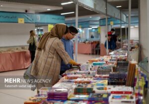 نمایشگاه کتاب شاهرود گشایش یافت؛ میزبانی تا پانزدهم دی