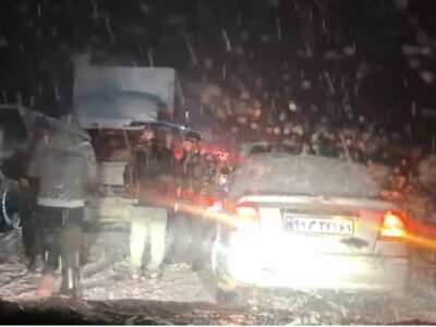 گرفتار شدن صدها خودرو در محور سنندج ــ سقز، جاده دیواندره محدوده زرینه