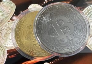 بیت‌کوین در مدار صعودی / بازار رمزارزها بالای سطح ۹۰ هزار دلار ایستاد