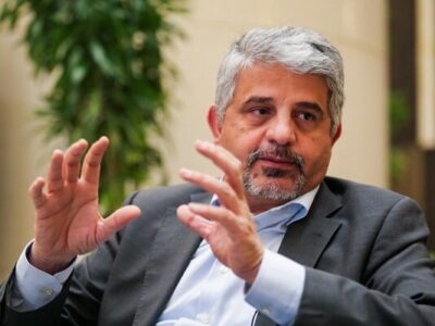 از خانه کوچک توحید تا عرشه جهانی ارتباطات؛روایت زندگی مخترع کد «رپتور»