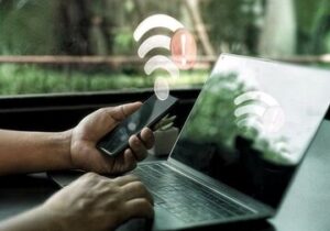 ترافیک اینترنت از ۲۲ بهمن‌ماه نصف شده است