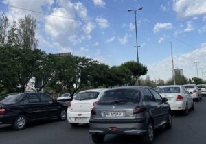 ترافیک سنگین پایتخت / رانندگان مراقب آزادراهها باشند