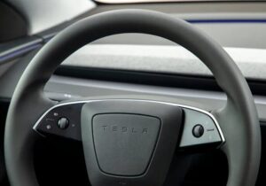 تسلا در چین هوش مصنوعی آموزش می دهد