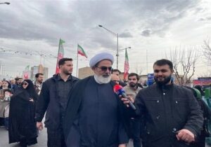 پورخاقان: حضور مردم در ۲۲ بهمن پاسخ به یاوهگوییهای دشمنان است