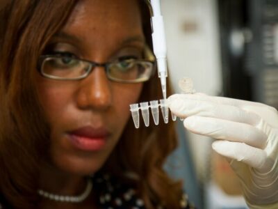 چسبی که سرطان را فریب می دهد