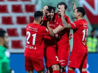 سردار آزمون شباب الاهلی در لیگ امارات را صدرنشین کرد