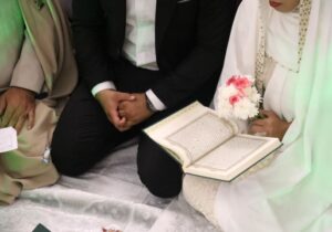 برگزاری مراسم عقد انقلابی در شیراز