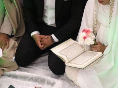 برگزاری مراسم عقد انقلابی در شیراز