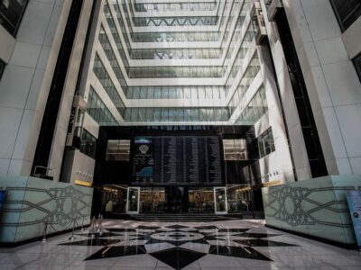 تأکید بر حفظ اعتماد و مدیریت هیجانات در بازگشایی بازار سرمایه