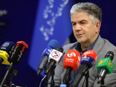 تقدیر معاون درمان وزارت بهداشت از کارکنان آزمایشگاه مرجع سلامت