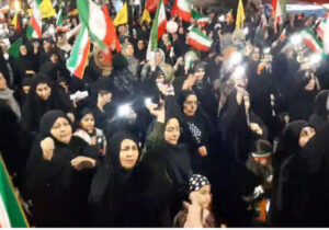 حماسه‌ای دیگر در کلاله؛ تداوم حضور مردم در تجمعات شبانه