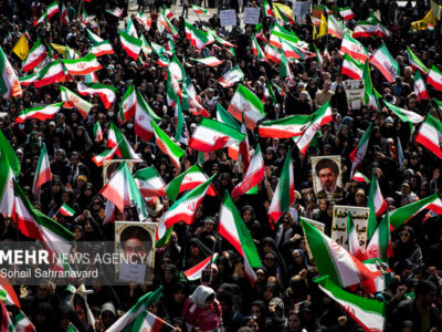 دختران جان‌فدای ایران؛ از رزمایش اقتدار تا خط‌ونشان برای دشمنان