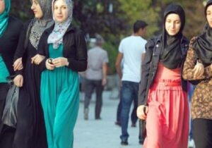 زنان اتریشی به دنبال احقاق حق حجاب