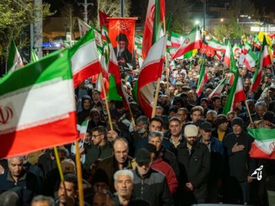 شکوه حضور مردم خمین در پنجاه و یکمین قرار عاشقی