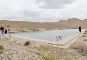 مخزن تامین آب حیات‌وحش پارک ملی کلاه قاضی با بارش‌های بهاری پُر شد