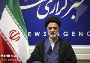 مردم با پشتیبانی دولت در صحنه و میدان هستند