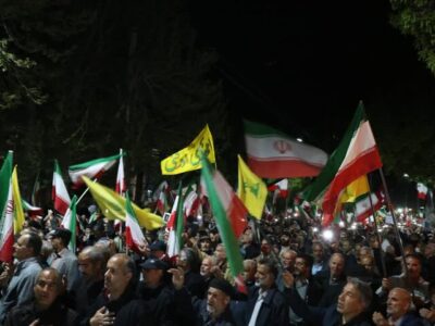 نمایش موشک هوافضای سپاه در پنجاه و دومین شب حماسه خمینی ها