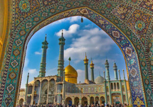 هجرت حضرت معصومه(س) به ایران،تمدن ساز بود/«عفاف» و حضور موثر اجتماعی