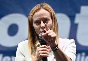 واکنش تند ایتالیا به اظهارات ترامپ در خصوص رهبر کاتولیکهای جهان