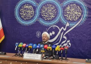 گرامیداشت دهه کرامت با ۱۵۰ هزار برنامه؛ روز دختر به یاد شهدای میناب