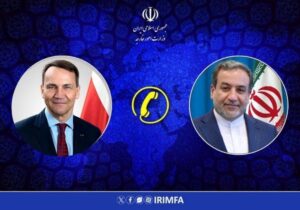 گفتگوی تلفنی وزرای امور خارجه ایران و لهستان