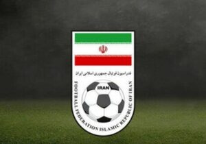 با تعطیلی لیگ از تحمیل هزینههای گزاف به باشگاهها جلوگیری کنید