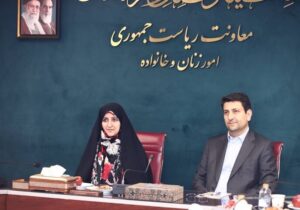 بهروزآذر: زنان از قطعی شبکه اینترنت بیشترین صدمه را دیدهاند