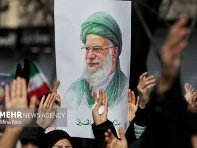 تشییع رهبرشهید باید بتواند عمق جان‌فدایی میلیونی توده ها را نشان دهد