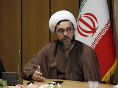 حضور مردم در خیابان توطئه‌های دشمن را شکست داد