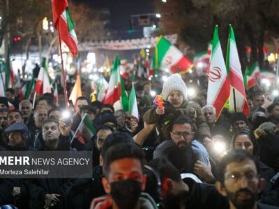 دانسفهان؛ نودمین شب همصدایی مردم با آرمانهای انقلاب