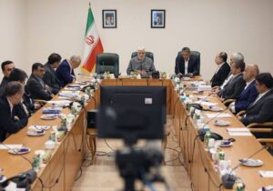 دستور عارف برای برنامه‌ریزی در تراز یک قدرت بزرگ