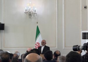 دستگاه دیپلماسی بار سنگین تحقق آمال ملت را بر دوش می‌کشد