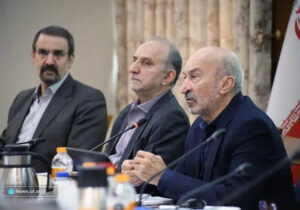 رئیس دانشگاه تهران : آموزش مجازی چندان مورد پسند نیست