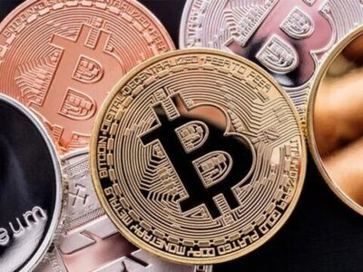 سقوط سنگین بیت‌کوین/ خروج سرمایه از ETF‌ها شتاب گرفت