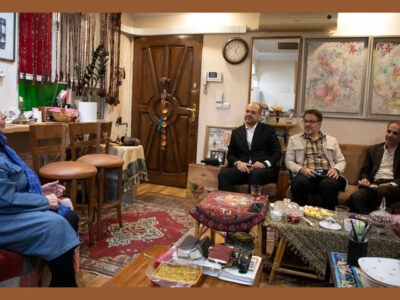 شاهنامهخوانی شمسی فضلالهی در یک دیدار؛ رادیو بخشی از هویت من است