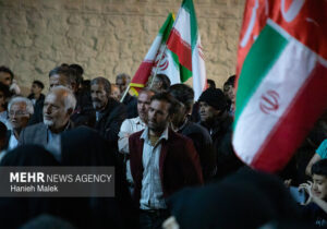 شریف‌آباد بیدار و استوار؛ نودویکمین شب حضور مردمی رقم خورد