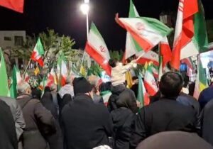 نمایش همبستگی مردم تبریز در موج هفتادوچهارم