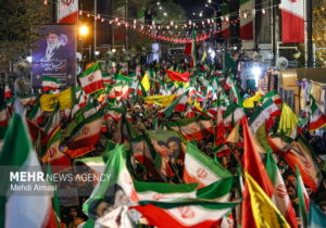 هشتادمین شب از حضور زنجانیها در میدان دفاع از وطن